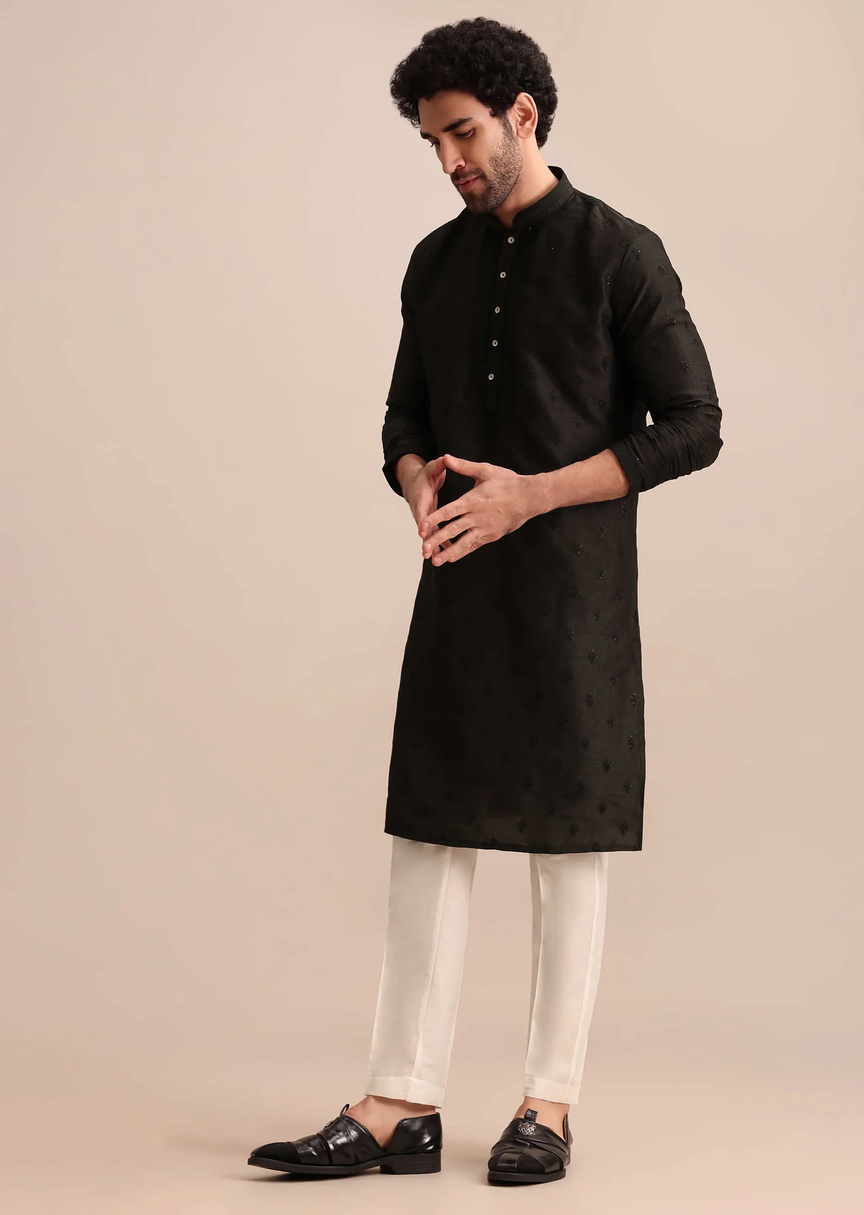 Black Silk Kurta Set With Resham Work For Men