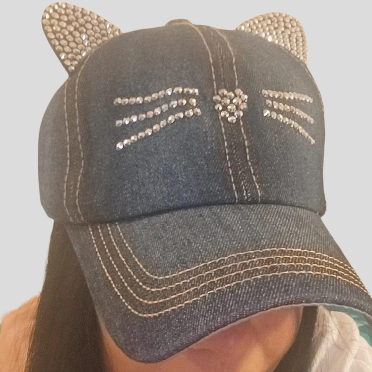 Casual women's cap