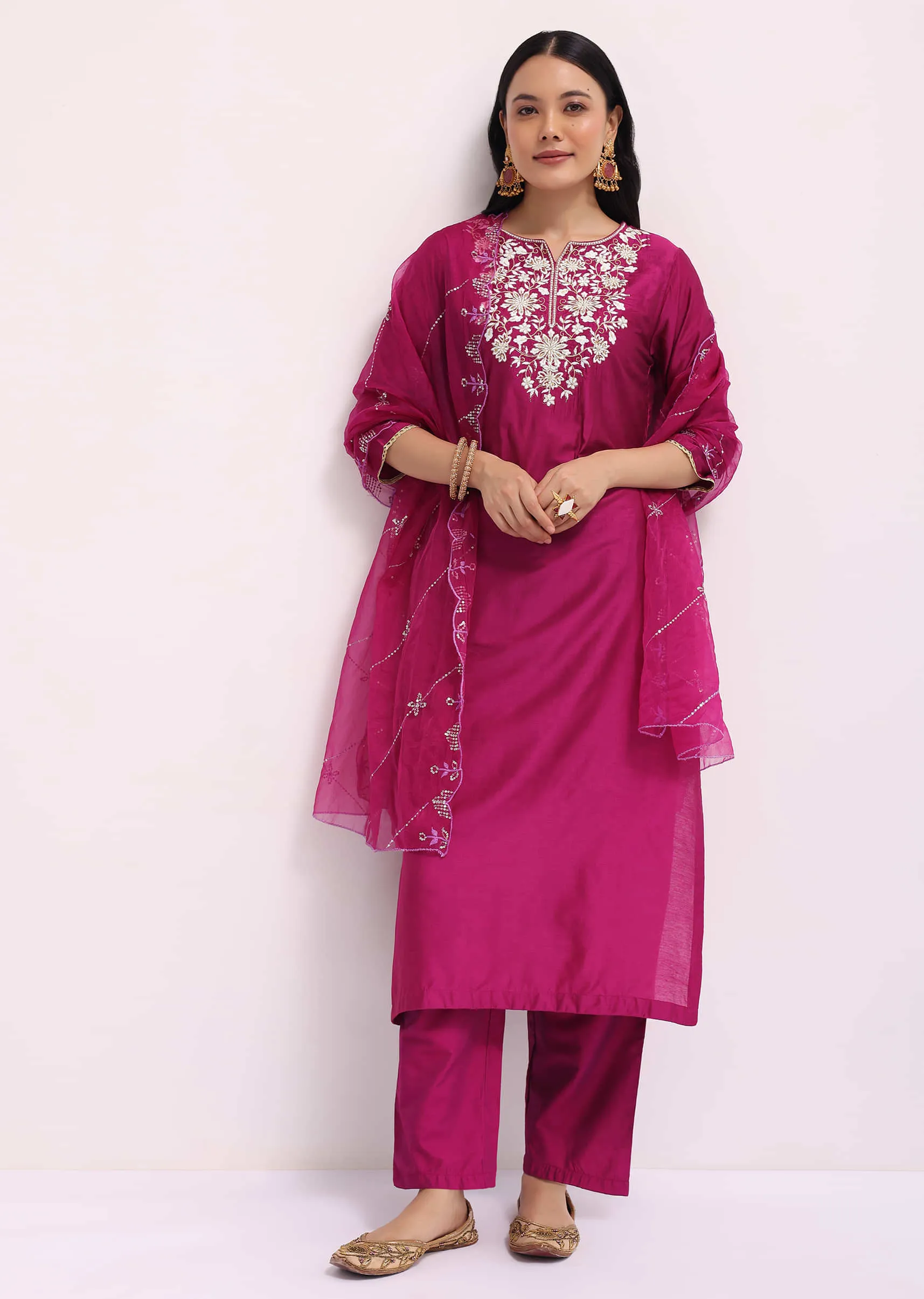 Magenta Silk Kurta Pant Set With Resham Work